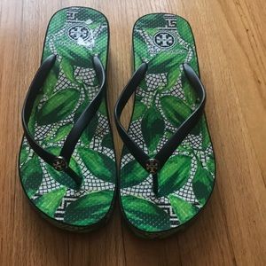 Tory Burch platform wedge flip flops sz 9